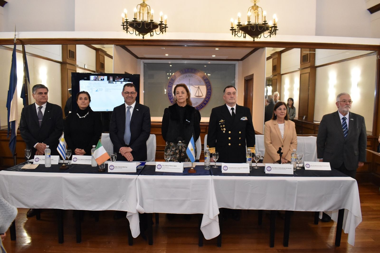 Mesa de Honor del homenaje al Almirante Brown