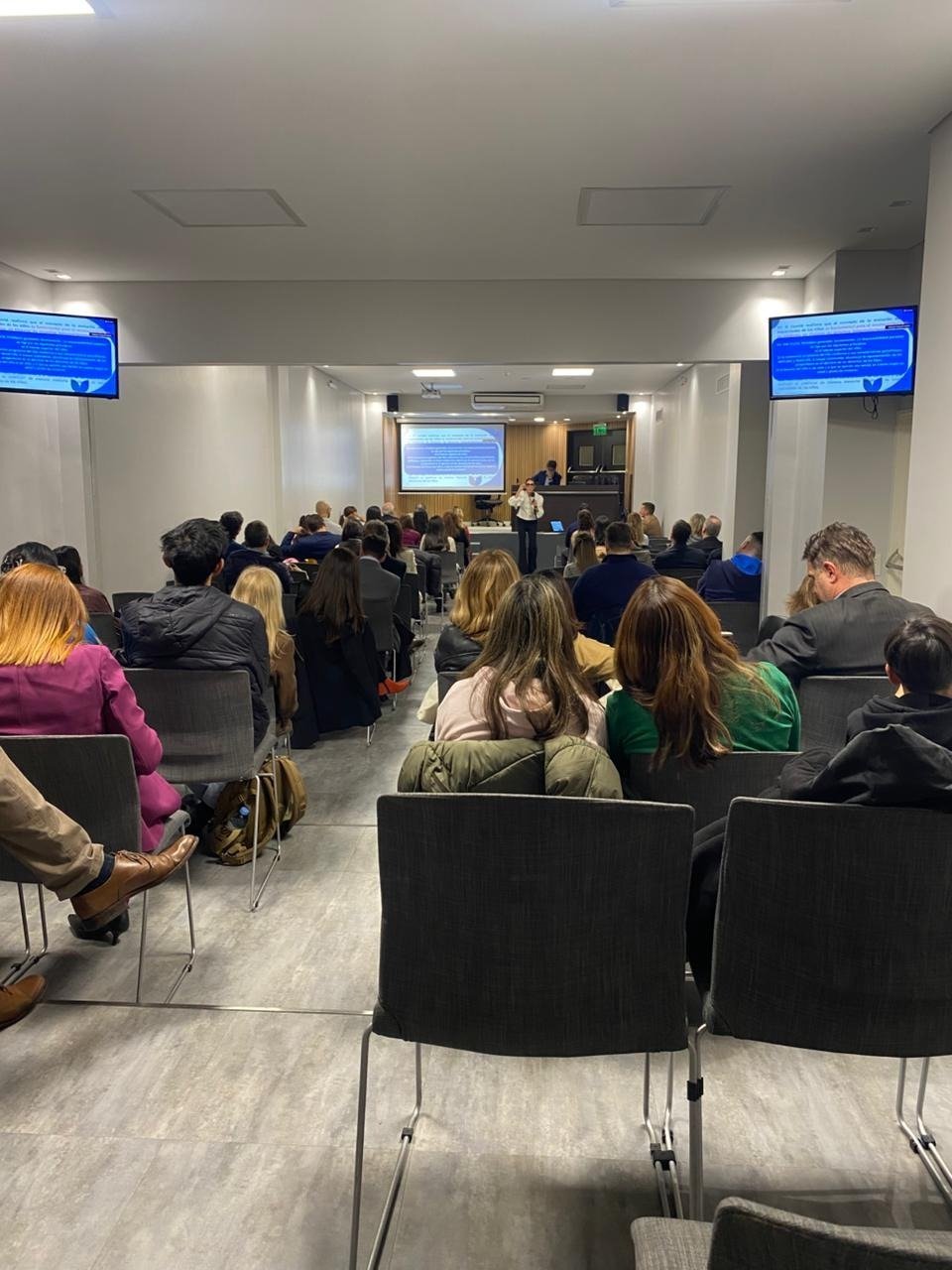 Jornada a cargo de la Prof. Dra. Marisa Herrera y del Dr. Daniel Ichazo.