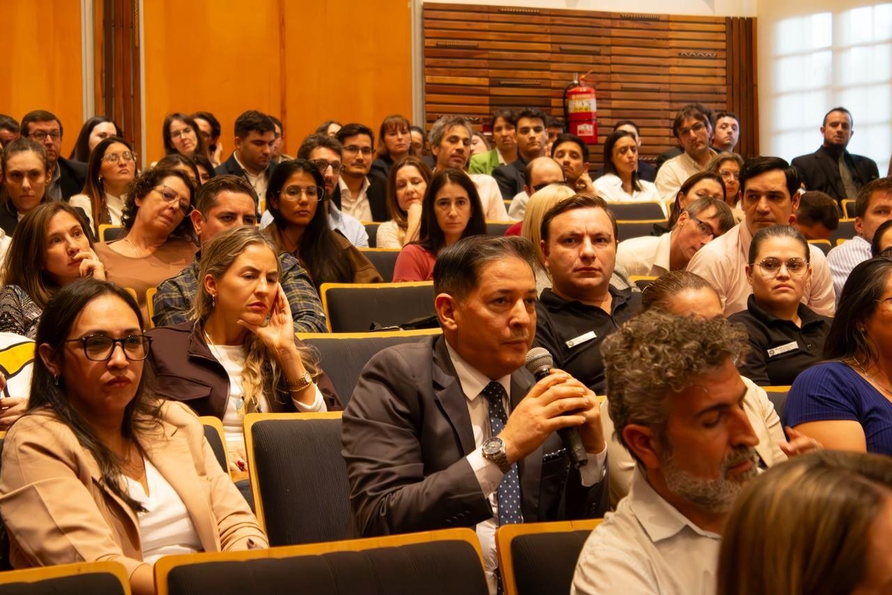 Intercambio con el público durante la jornada